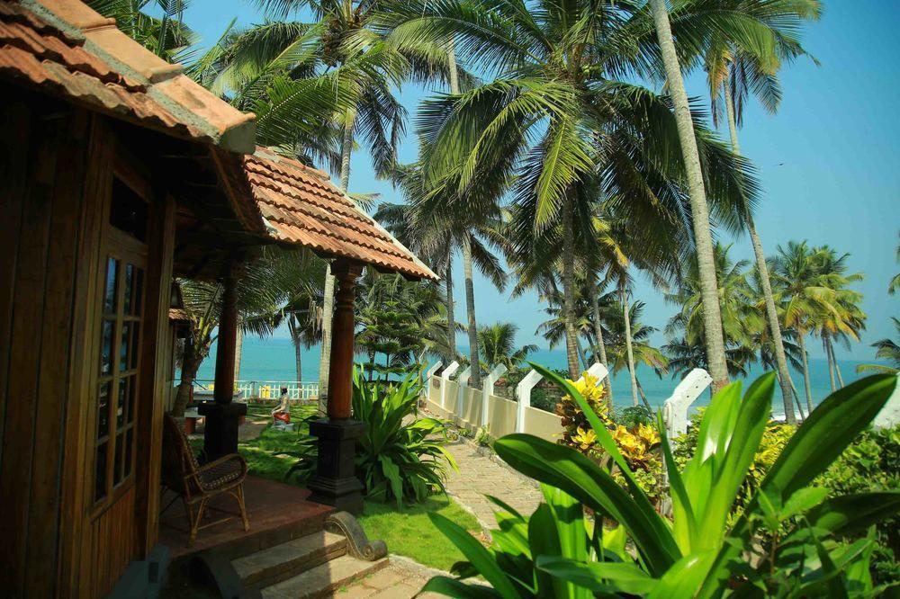 Woodhouse Beach Resort Варкала Екстериор снимка